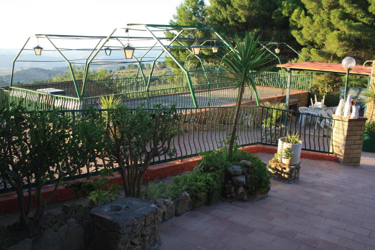B&B Borgo Pileri Mazzarino Екстериор снимка