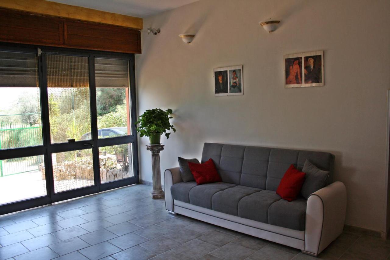 B&B Borgo Pileri Mazzarino Екстериор снимка