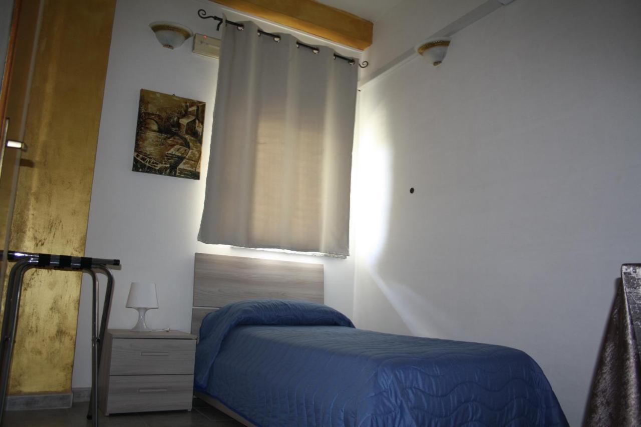 B&B Borgo Pileri Mazzarino Екстериор снимка