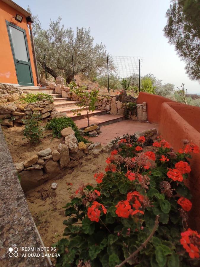 B&B Borgo Pileri Mazzarino Екстериор снимка